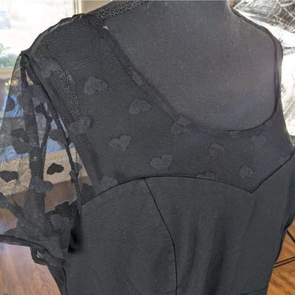 Torrid Black Heart Mesh Yoke Ponte Sheath Dress - 20 - Picture 2 of 12